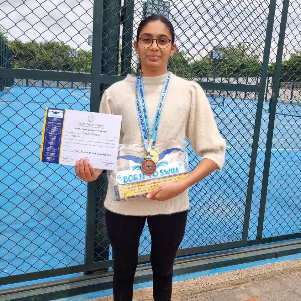 Achievers in DPS National Swimming Girls Meet